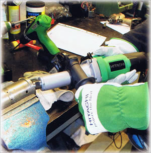 Utilizzo smerigliatrice assiale Hitachi Utilizzo smerigliatrice assiale Hitachi