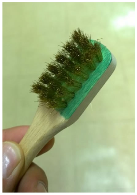 Spazzolino fibre ottone per camosio